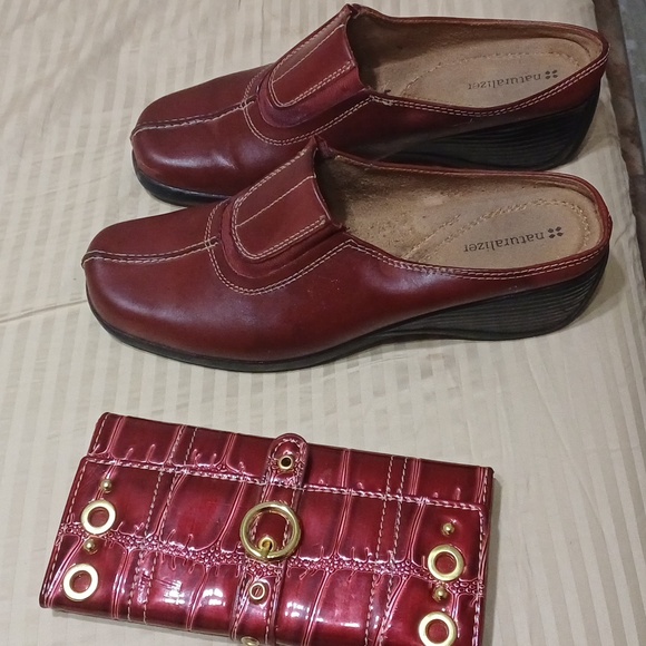 Naturalizer Shoes Womens 9M Allia Clogs Mules Slip On 39222001 Burgundy Leather - Picture 1 of 10
